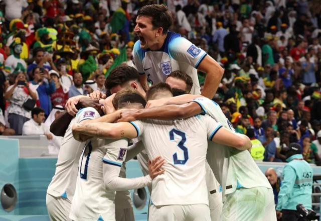 7m体育官网-恐怖三狮！咣咣进球，不丢球，黄牌0，哥还没用力呢！